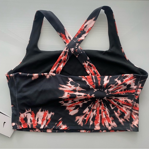 NWT Nike Resort Tie Dye Cropped Tank - Picture 12 of 12